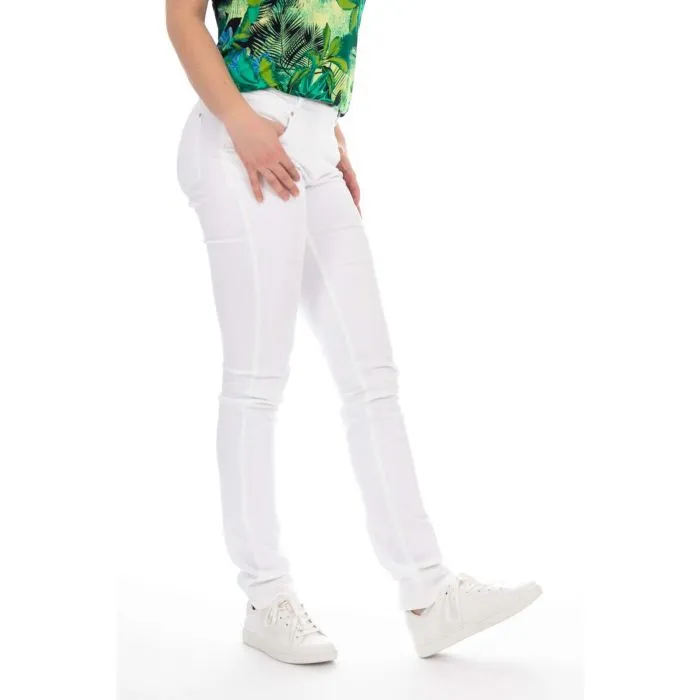BLOOMERS  LISA WHITE