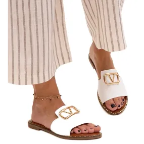 Witte teenslippers met Mariza-gesp